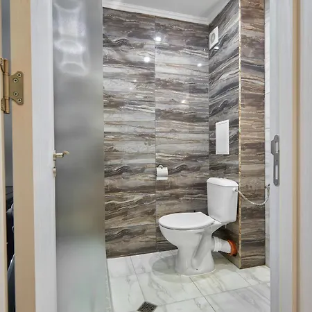 Private 1-bd With Balcony In By Flat Mаnаger 스베티 블라스