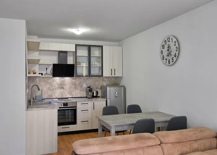 Private 1-bd With Balcony In By Flat Mаnаger *