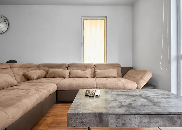 Private 1-bd With Balcony In By Flat Mаnаger Апартамент